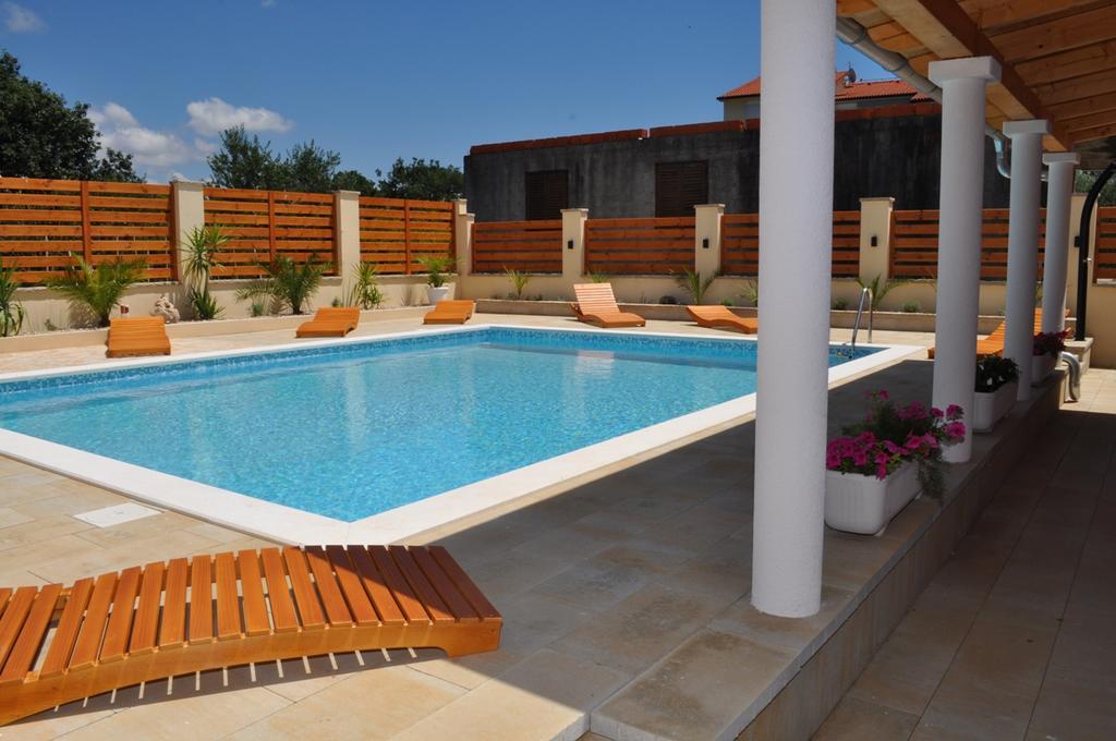 Apartmani Galeb Биоград на Мору Екстериор снимка