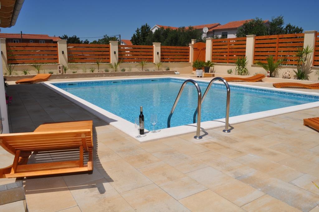Apartmani Galeb Биоград на Мору Екстериор снимка